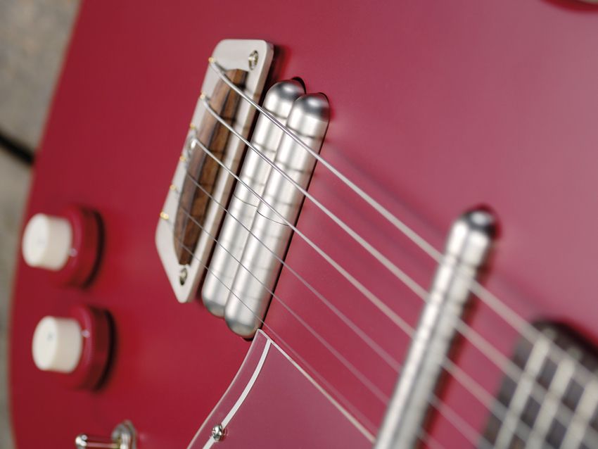 The dual-Lipstick humbucker adds some extra power to the proceedings.