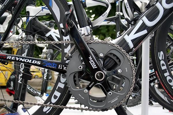 Christophe Moreau (Agritubel) runs SRAM Rival cranks