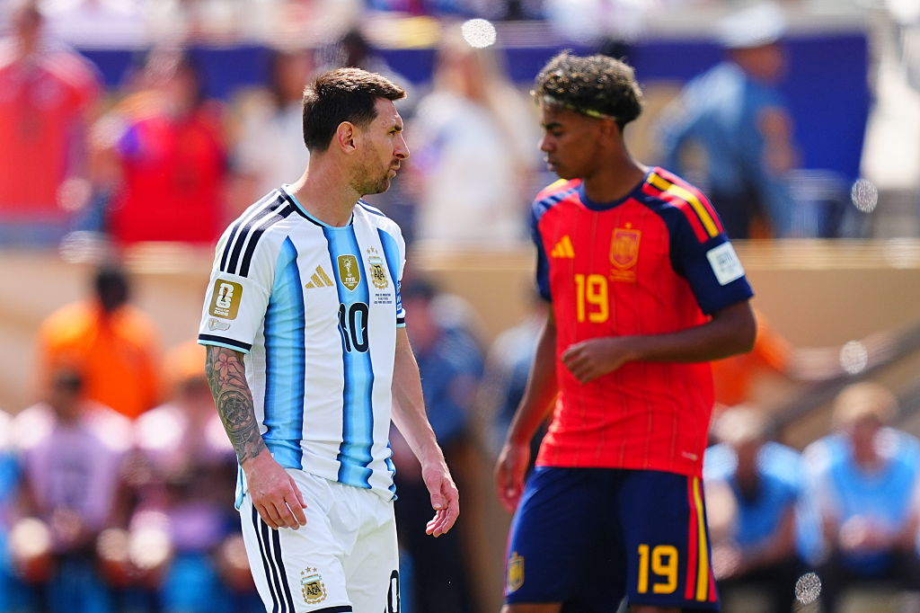Lionel Messi and Lamine Yamal facing off in the 2026 World Cup final