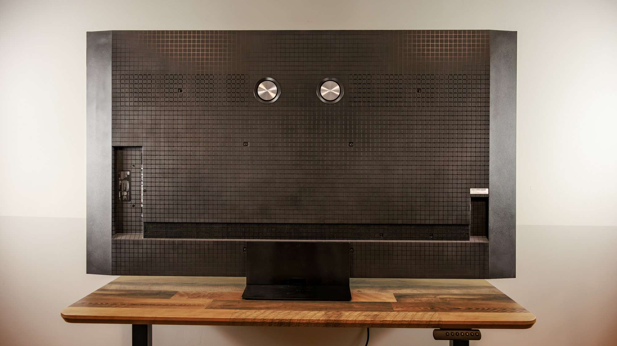 The back of a TCL QM8L TV