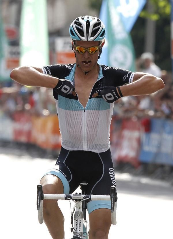 Gerdemann (Leopard Trek) takes the stage and the overall lead