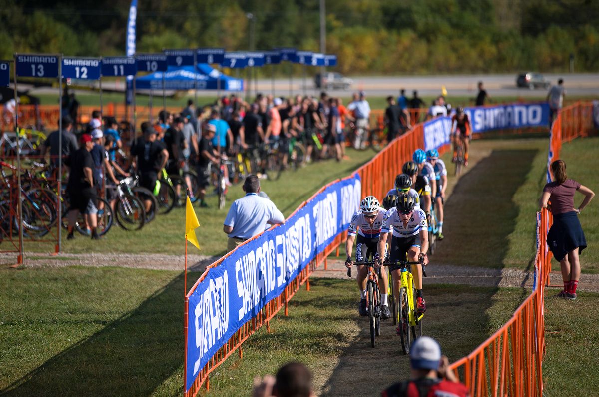 Euro champion Toon Aerts (Telenet Fidea Lions) leading a group