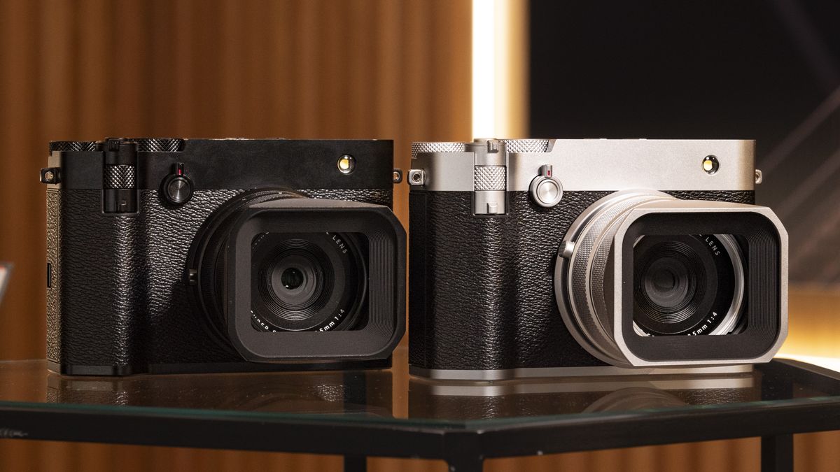 Fujifilm GFX100 RF medium-format compact camera in black and silver / black versions