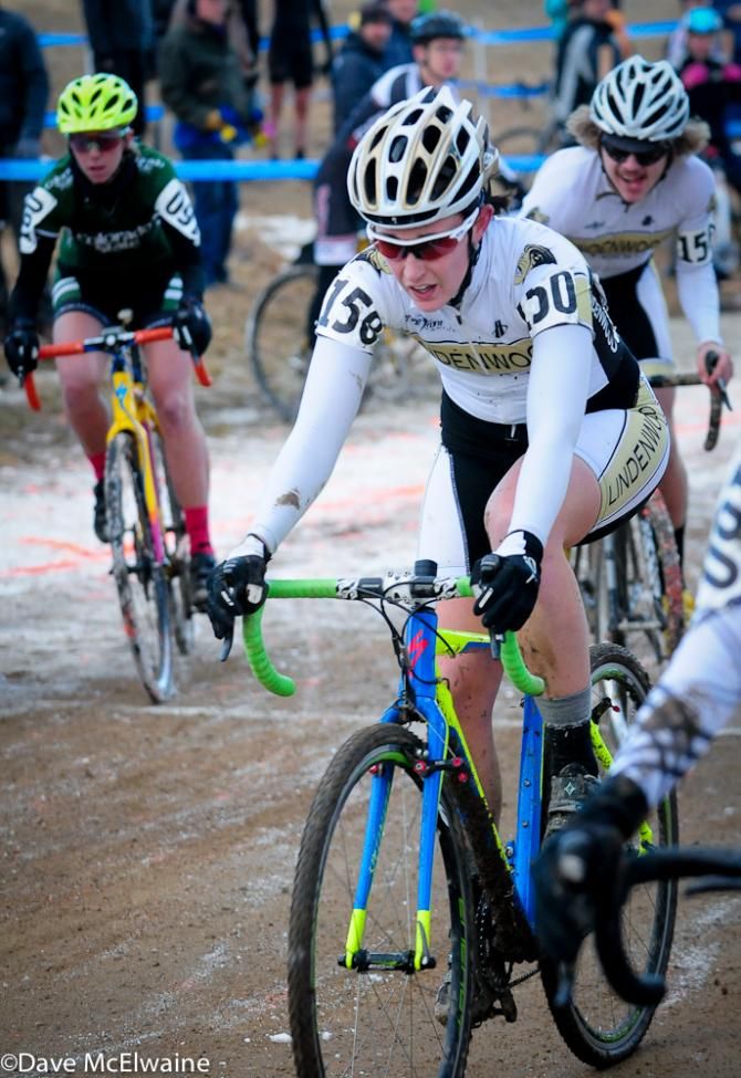 The exchange area had new riders entering from the right side of the course