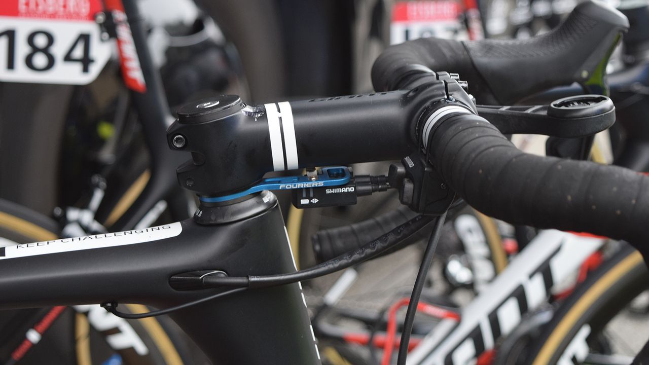 Team Sunweb use Fouriers mounts to hold their Dura-Ace Di2 junction boxes under the stem