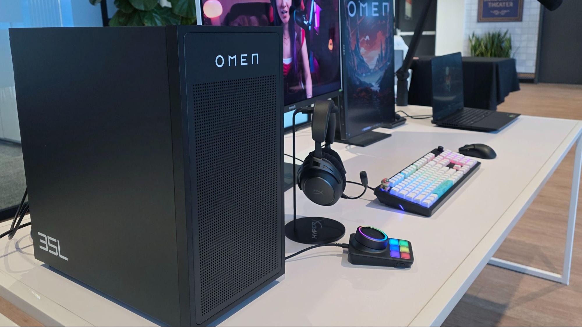 HP Omen 35L Stealth gaming PC