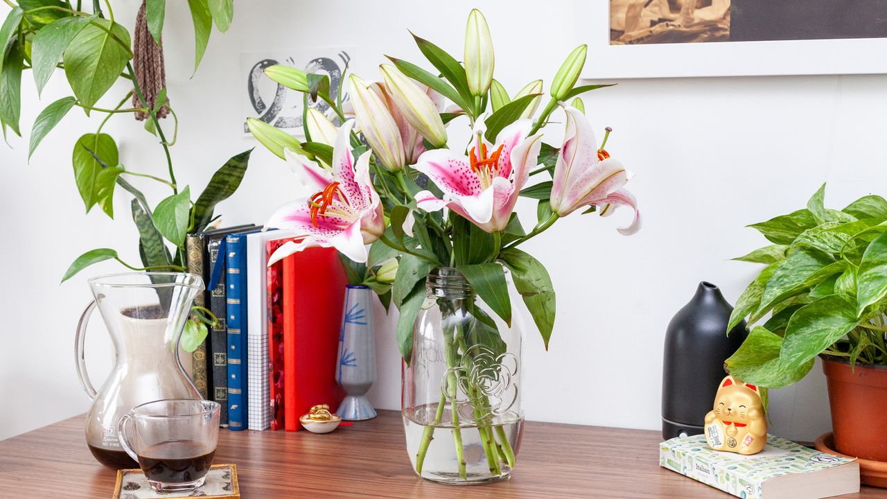 Valentine's Day flower delivery