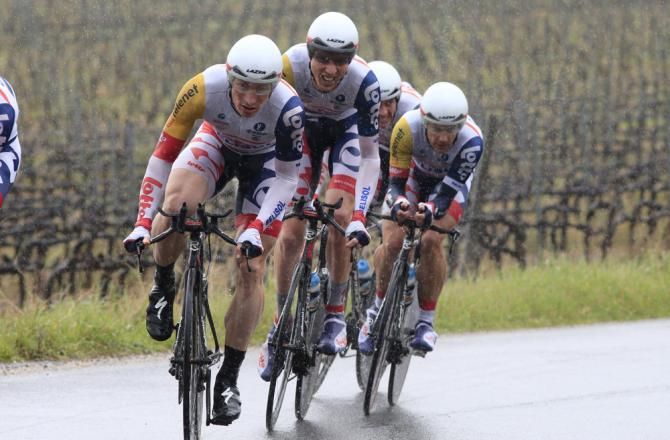 Lotto Belisol riders in the wet team trial stage.