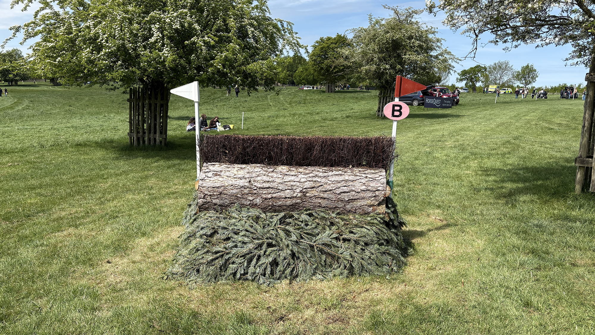 BE100 Badminton grassroots course 2026 fence 15b