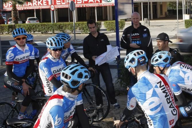 Bingen Fern&aacute;ndez sets out the day's training plans