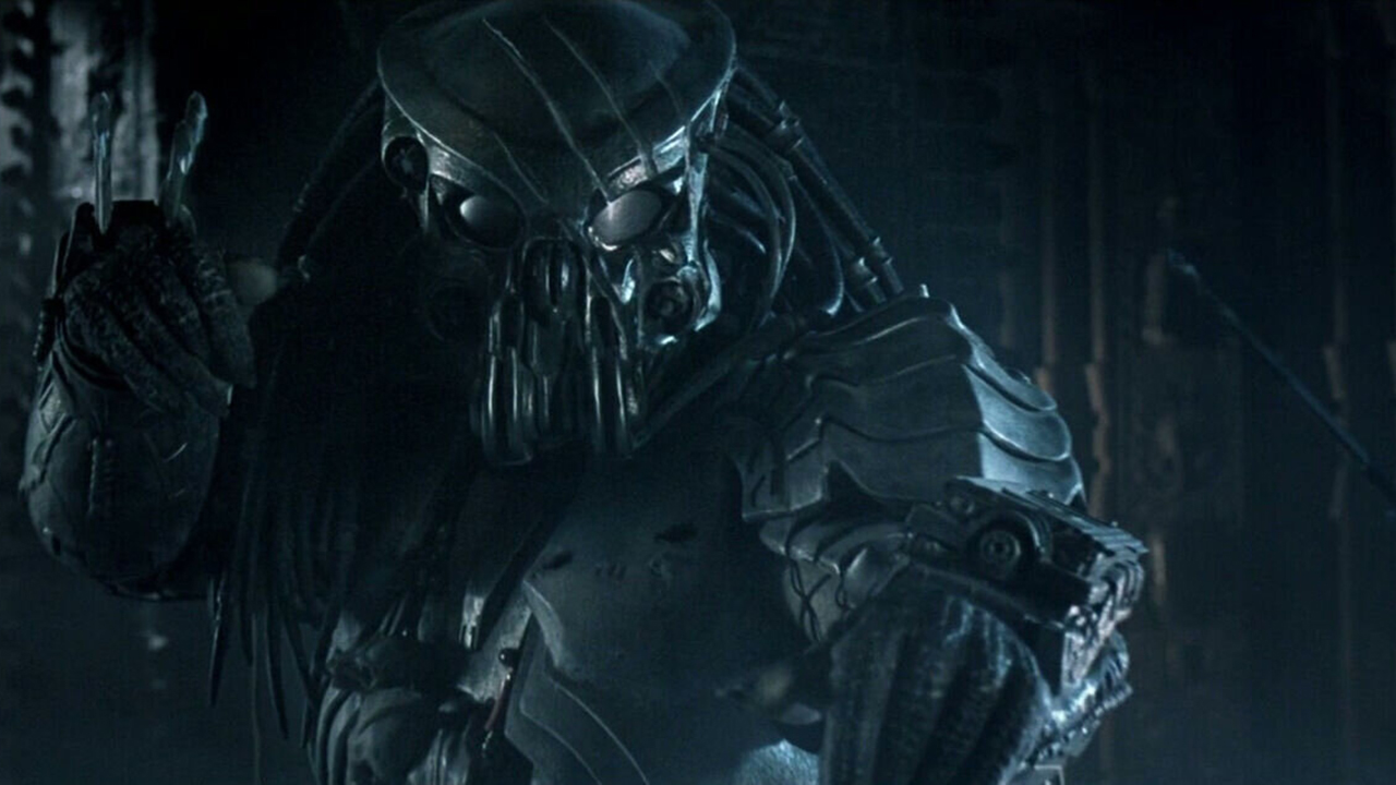 Still from the movie Alien vs.  Predator (AvP).  A close up of the Predator, who I heavily armored.