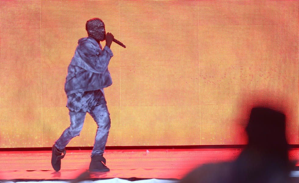 Kanye West stops show, demands wheelchair-bound fan &amp;#039;stand up&amp;#039;