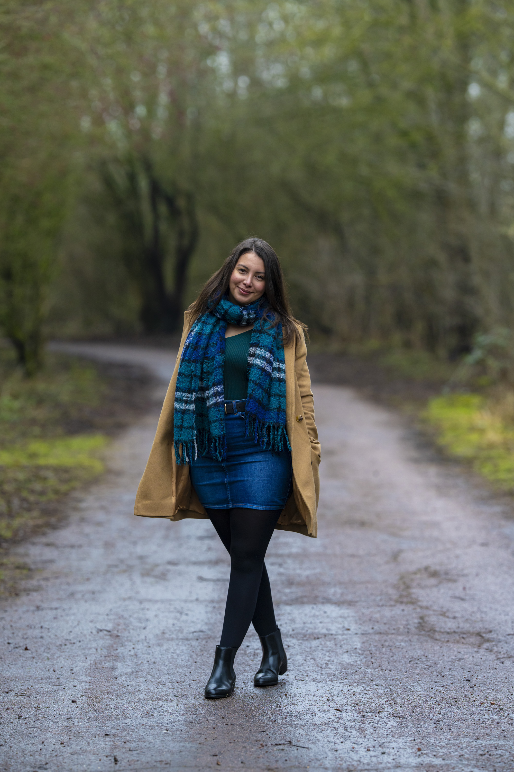Test shots of a female model taken with the Sigma 135mm f/1.4 DG | Art lens on a Sony A7R IV body to show different aperture values