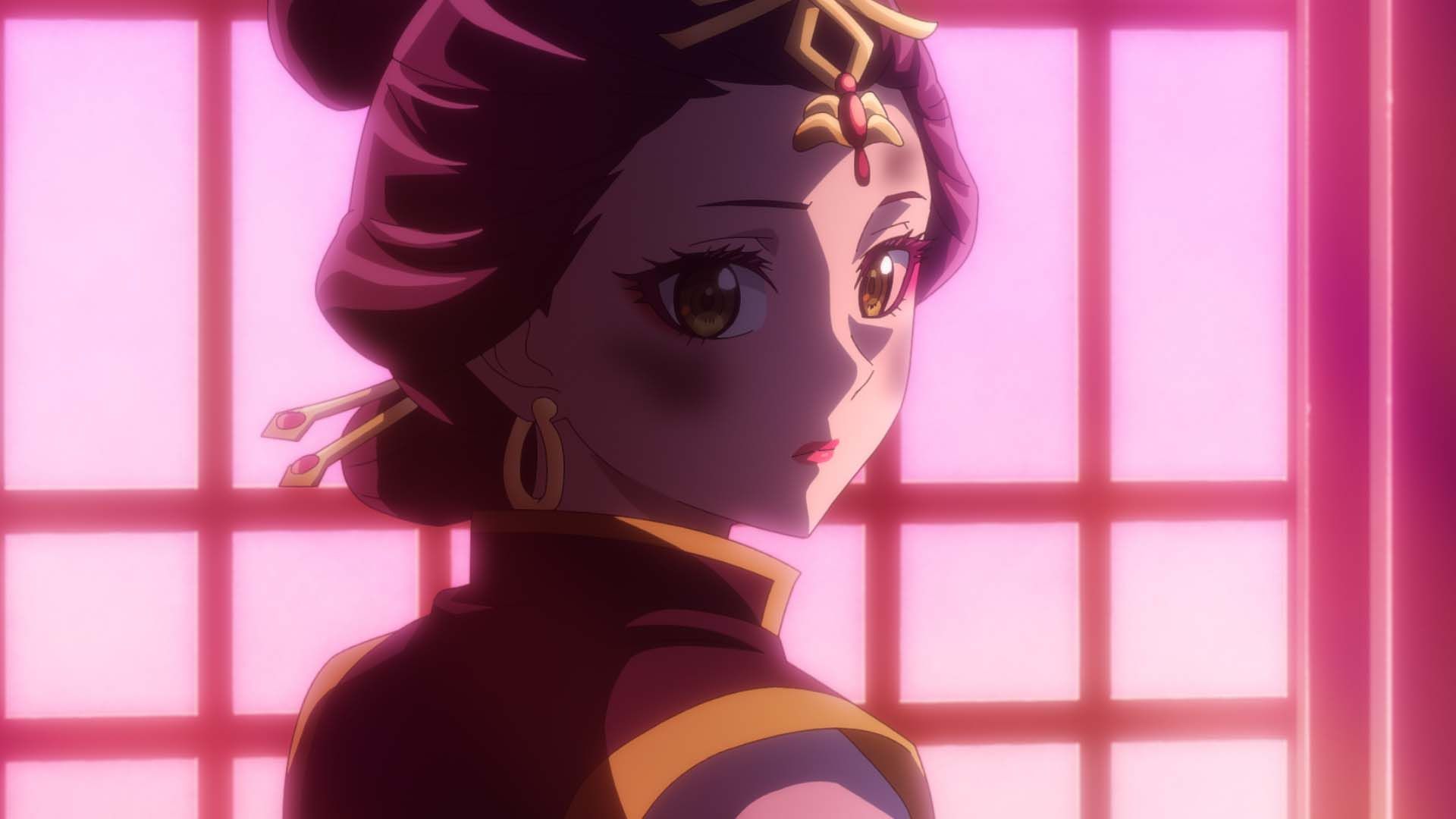 Loulan in royal dress in The Apothecary Diaries