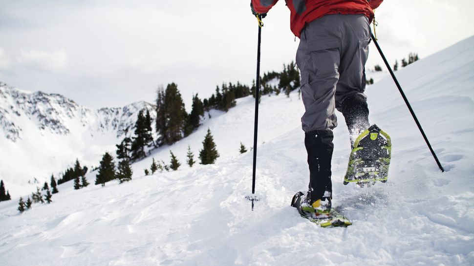 Is snowshoeing hard? Why it’s a better workout than hiking Advnture