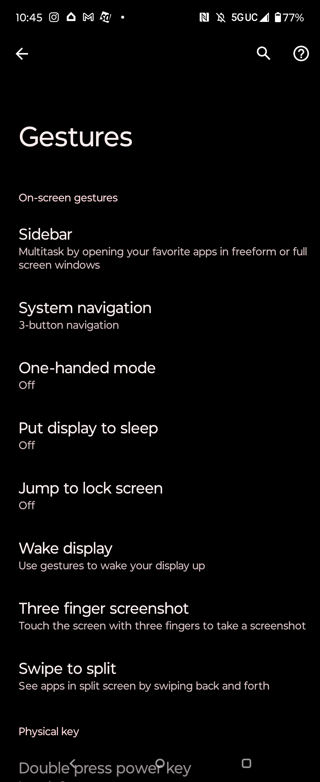 Screenshots of Android 13 on Motorola Razr+.