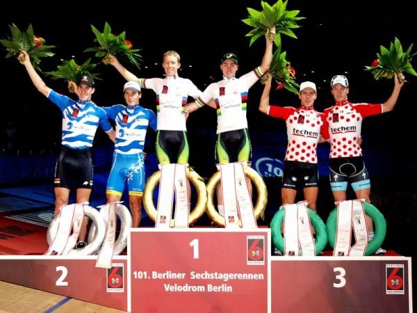 Meyer and Howard on the final podium after their Berlin Six Day victory.