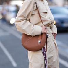 Street style outfit featuring an Hermès bag
