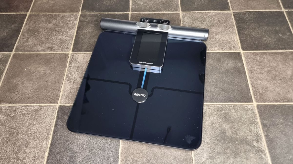 A picture of our reviewer's Renpho Morphoscan Nova smart scale
