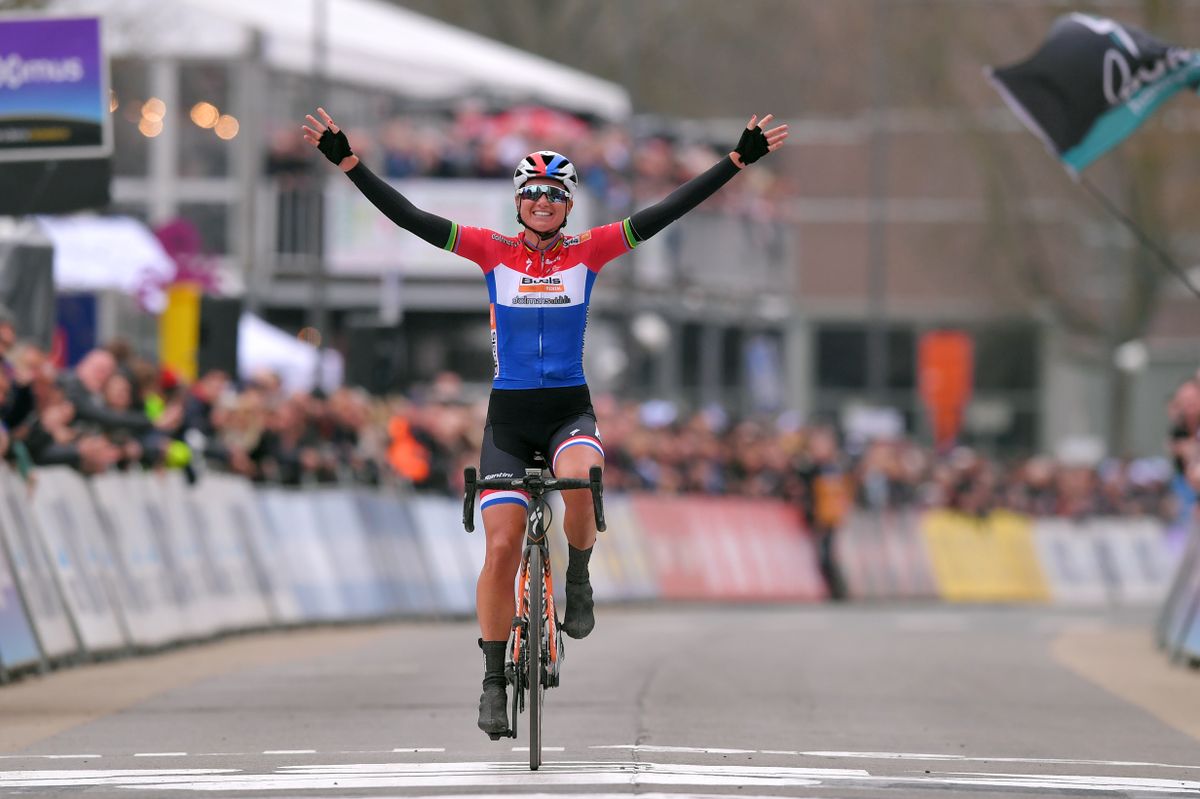 Chantal Blaak Takes Victory At Omloop Het Nieuwsblad Women For Boels