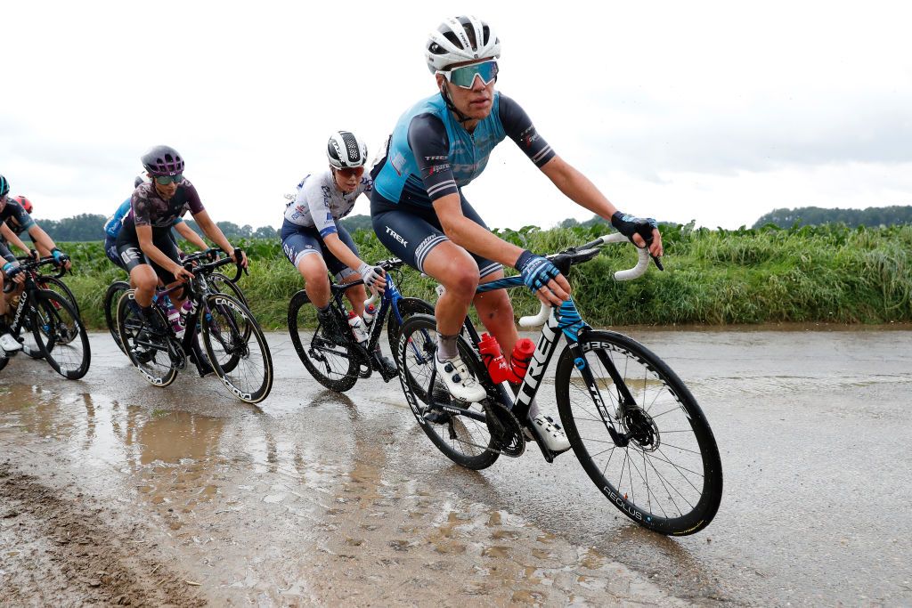 SWEIKHUIZEN NETHERLANDS AUGUST 28 Ellen Van Dijk of Netherlands and Team Trek Segafredo competes during the 23rd Simac Ladies Tour 2021 Stage 4 a 1489km stage from Geleen to Sweikhuizen SLT2021 UCIWWT on August 28 2021 in Sweikhuizen Netherlands Photo by Bas CzerwinskiGetty Images