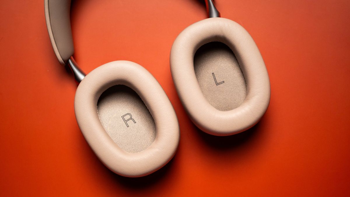 Bowers &amp; Wilkins Px8 S2 headset design showcasing leather cushions