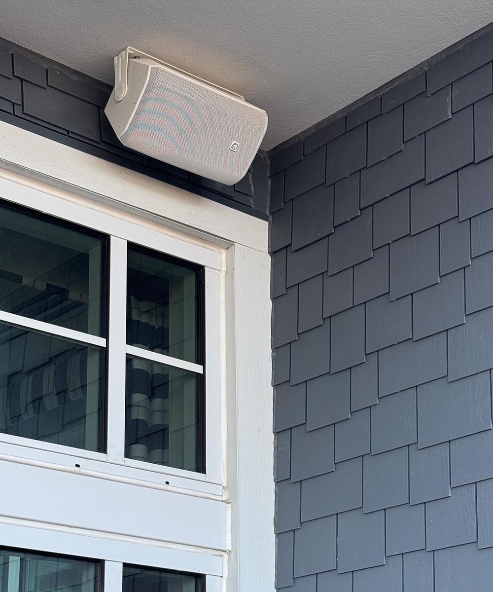 Exterior Speaker at Seabird