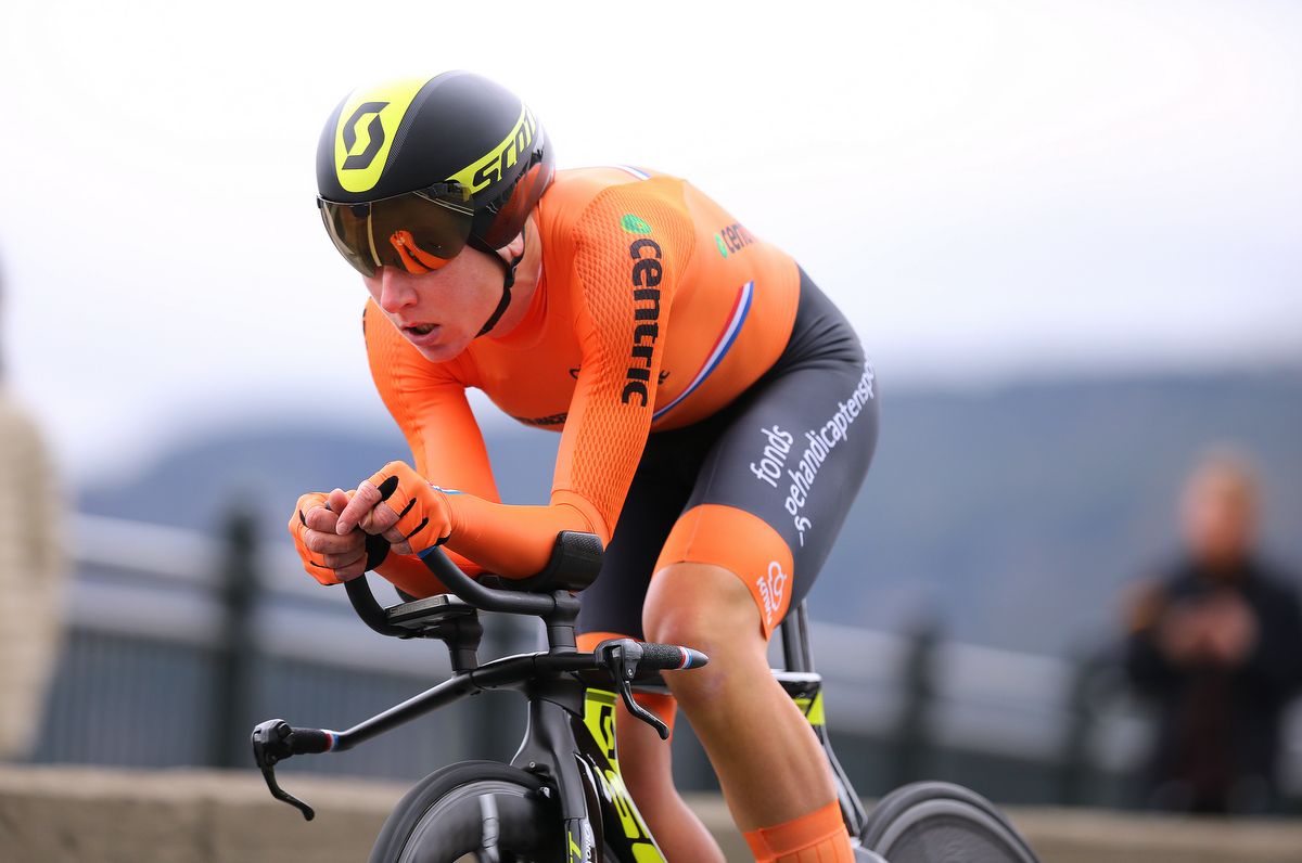 Annemiek van Vleuten (Netherlands) riding to the win