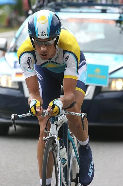 Andreas Kloeden (Astana) fell to fifth overall behind Wiggins by two seconds.