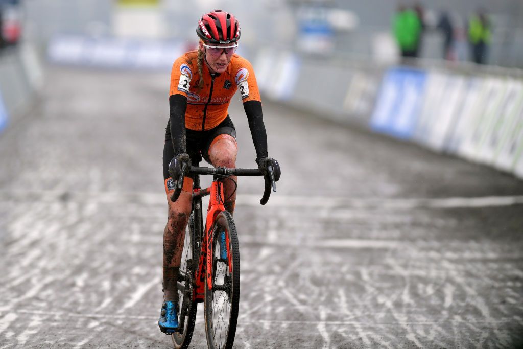 OOSTENDE BELGIUM JANUARY 30 Arrival Annemarie Worst of The Netherlands Celebration during the 72nd UCI CycloCross World Championships Oostende 2021 Women Elite a 146km UCICX CXWorldCup Ostend2021 CX on January 30 2021 in Oostende Belgium Photo by Luc ClaessenGetty Images