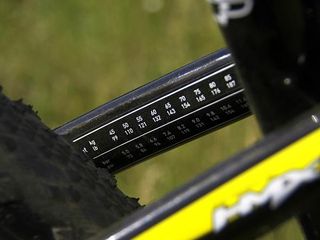 The small volume air can requires relatively high pressures.