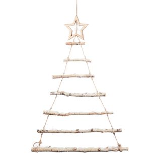 We're totally hung up on the latest trend for hanging Christmas trees ...