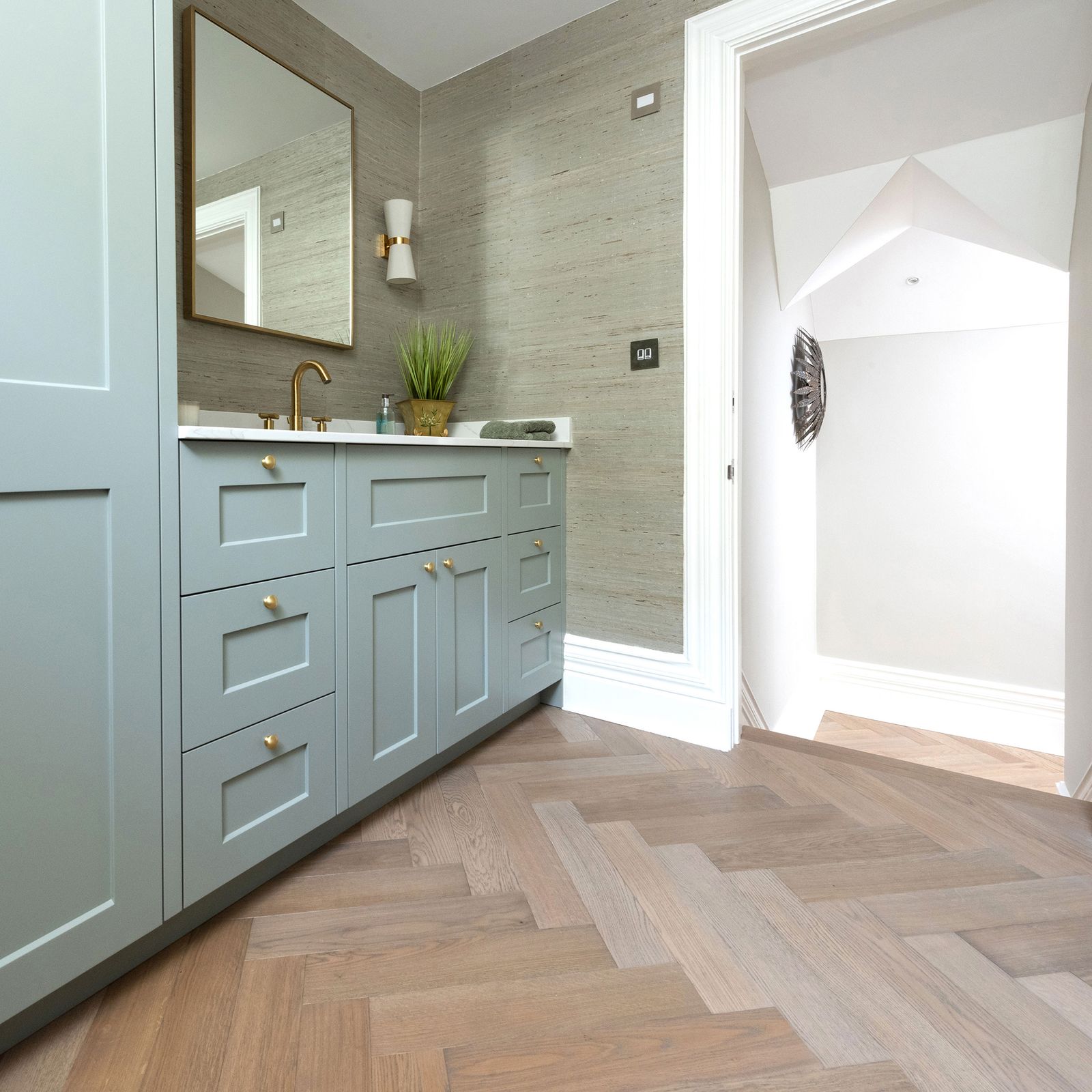 9 small bathroom flooring ideas to make a space feel bigger | Ideal Home