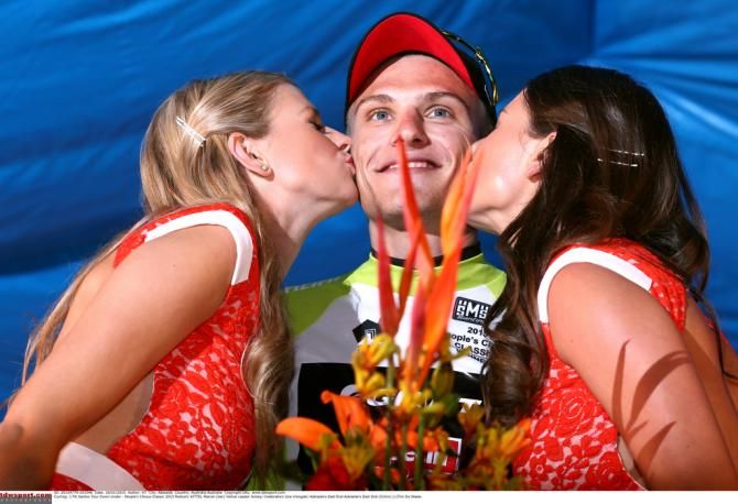 Marcel Kittel (Giant-Alpecin) receiving his podium kisses
