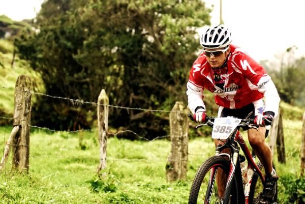 Adriana Rojas (Specialized) en route to a third stage win.