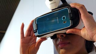 Samsung Gear VR with exposed phone