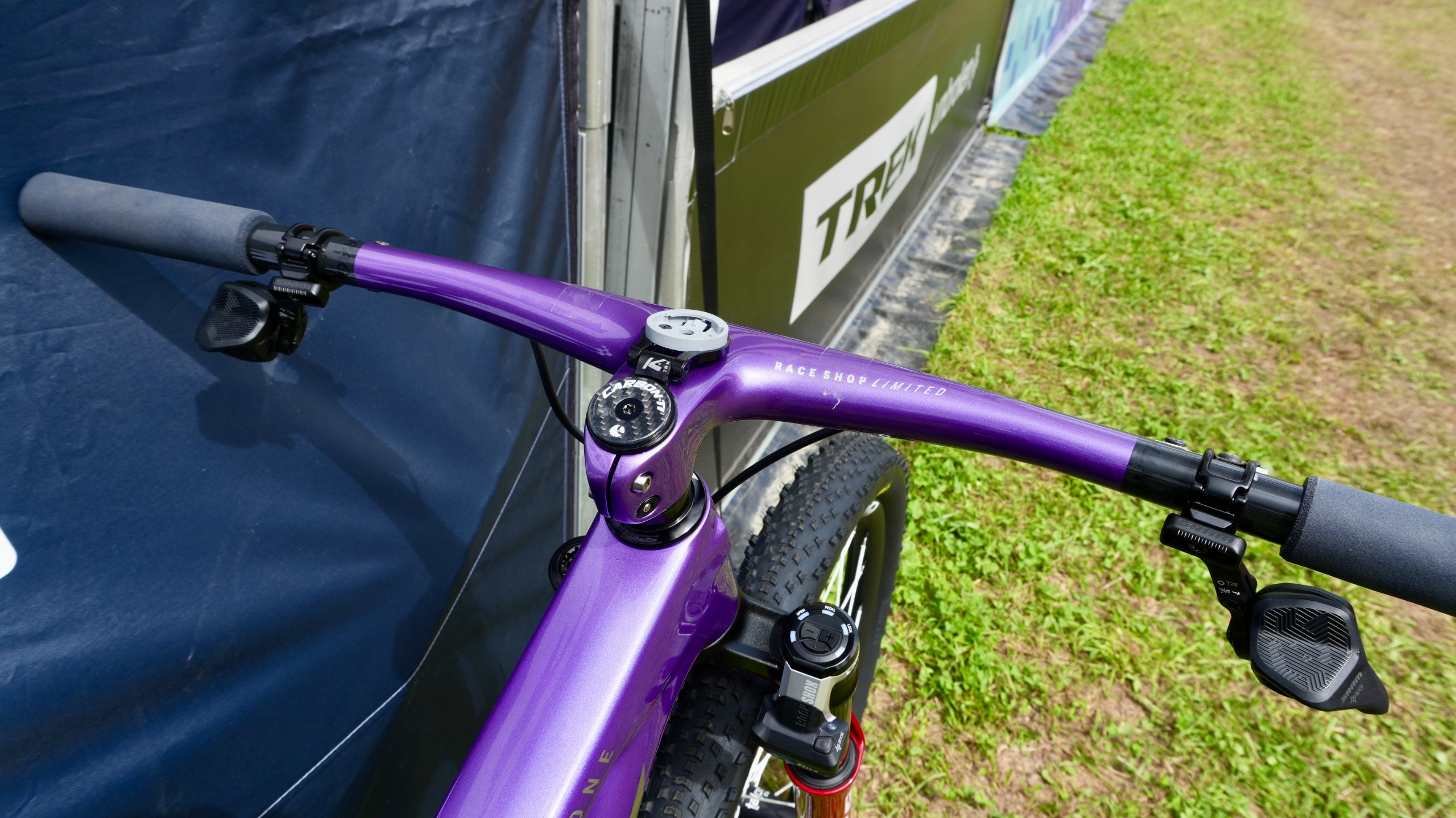 Evie Richards' bike