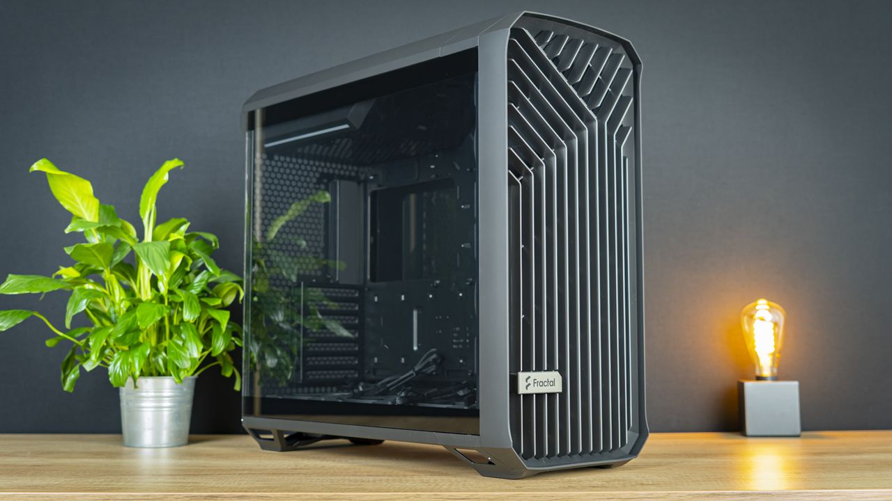 Fractal Design Torrent