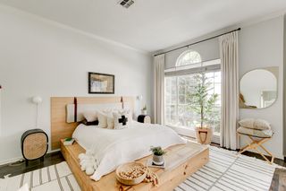 how to make a small bedroom look bigger