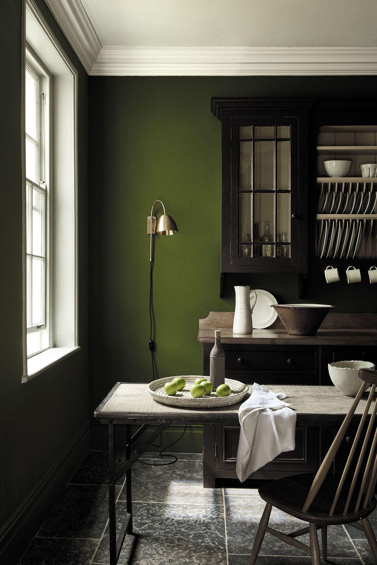 Natural Beauty: How to decorate with Olive Green