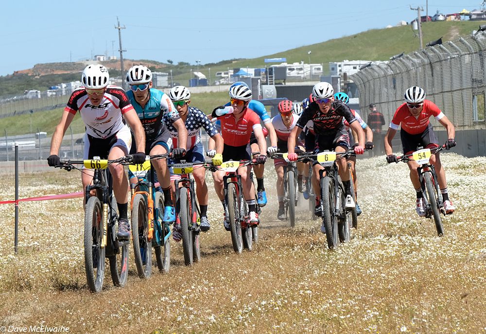 Nicola Rohrbach (Felt) at the front with one lap to go