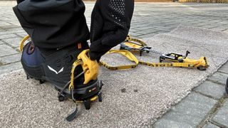 clipping the heel clip onto the welt