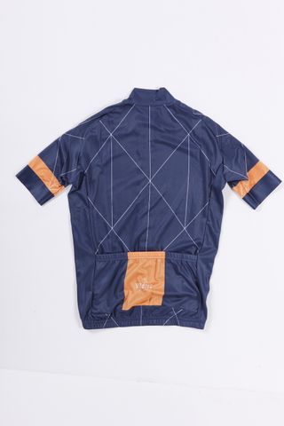 Rear pockets on the Velotec Elite Sport Geometrica jersey