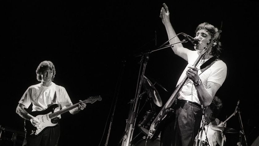 Roger Waters and Eric Clapton playing live in 1984