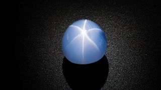 At 563 carats, the Star of India is the world’s largest gem-quality blue star sapphire, and is approximately 2 billion years old.