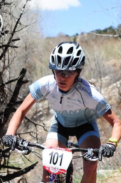 Kelli Emmett (Team Giant) riding very solidly in second place.