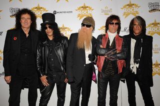 (L-R) Brian May, Slash, Billy Gibbons, Jeff Beck and Joe Perry attend the Classic Rock Roll Of Honour Awards at the Park Lane Hotel on November 2, 2009 in London, England. (Photo by Ian Gavan/Getty Images)