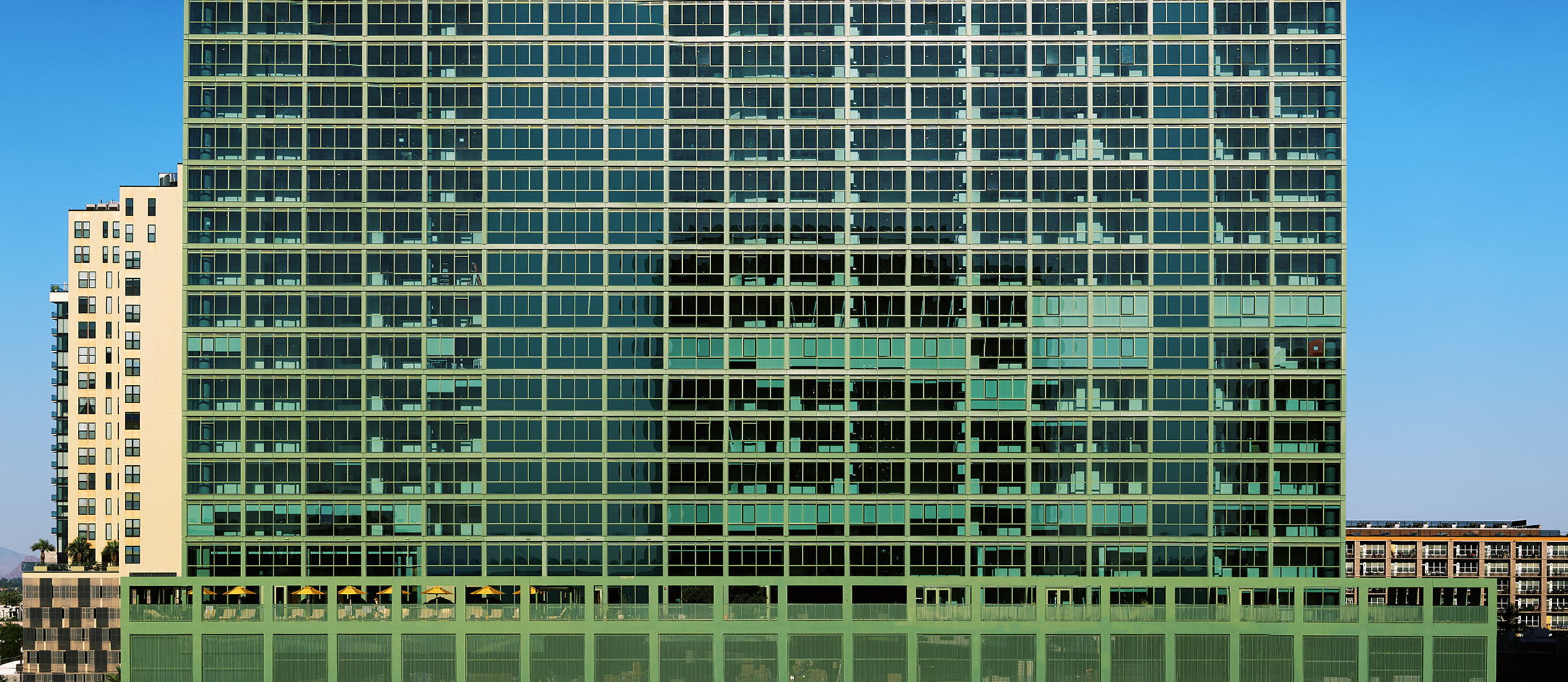 RAY Phoenix images of contemporary residential building with swimming pool amenities and midcentury feel