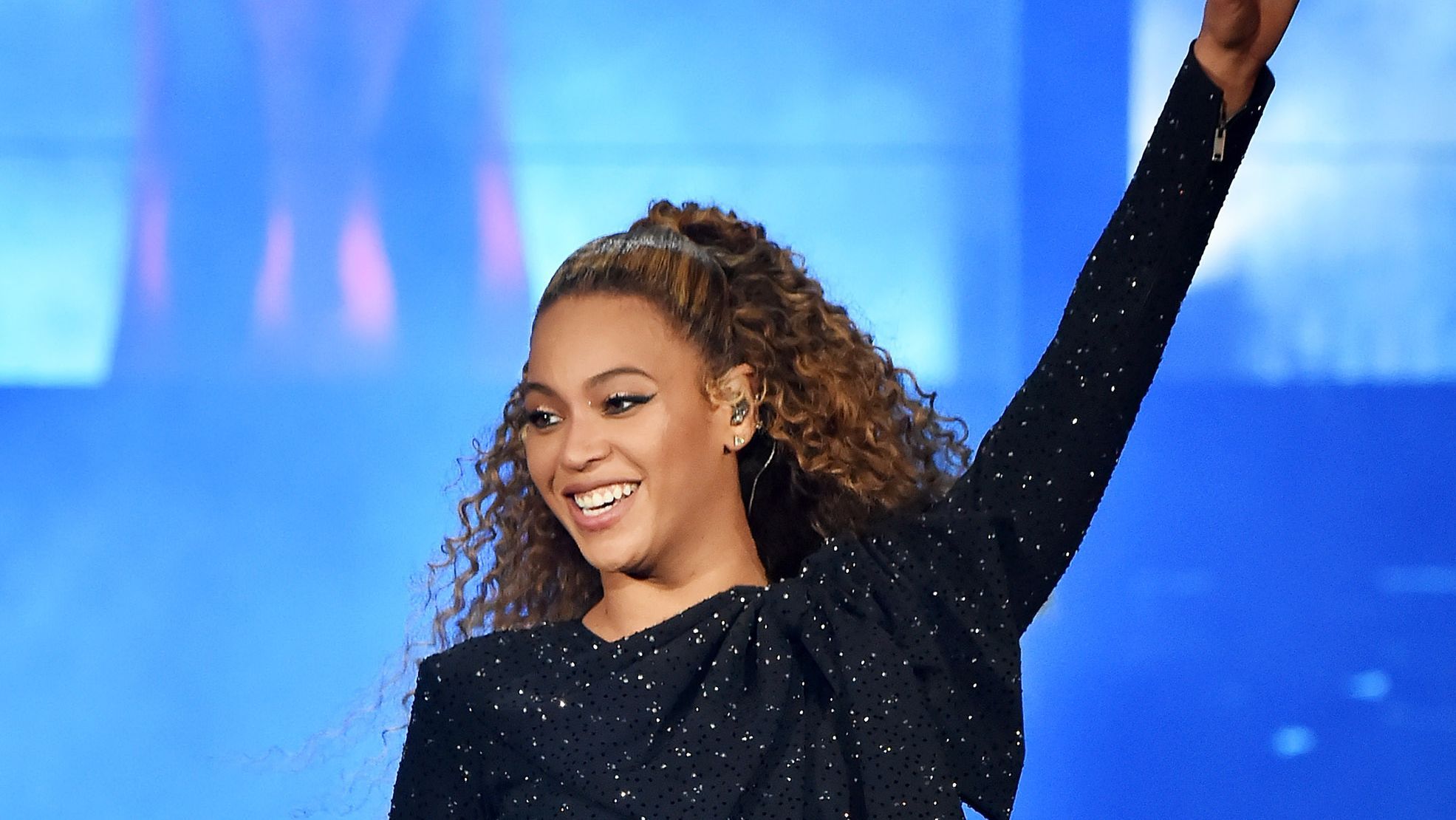 Beyoncé Shares Photo of Rumi and Sir Carter, a Year After Their Birth ...