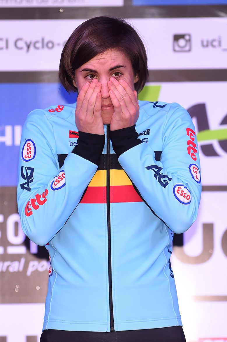 The emotion of victory hits Sanne Cant